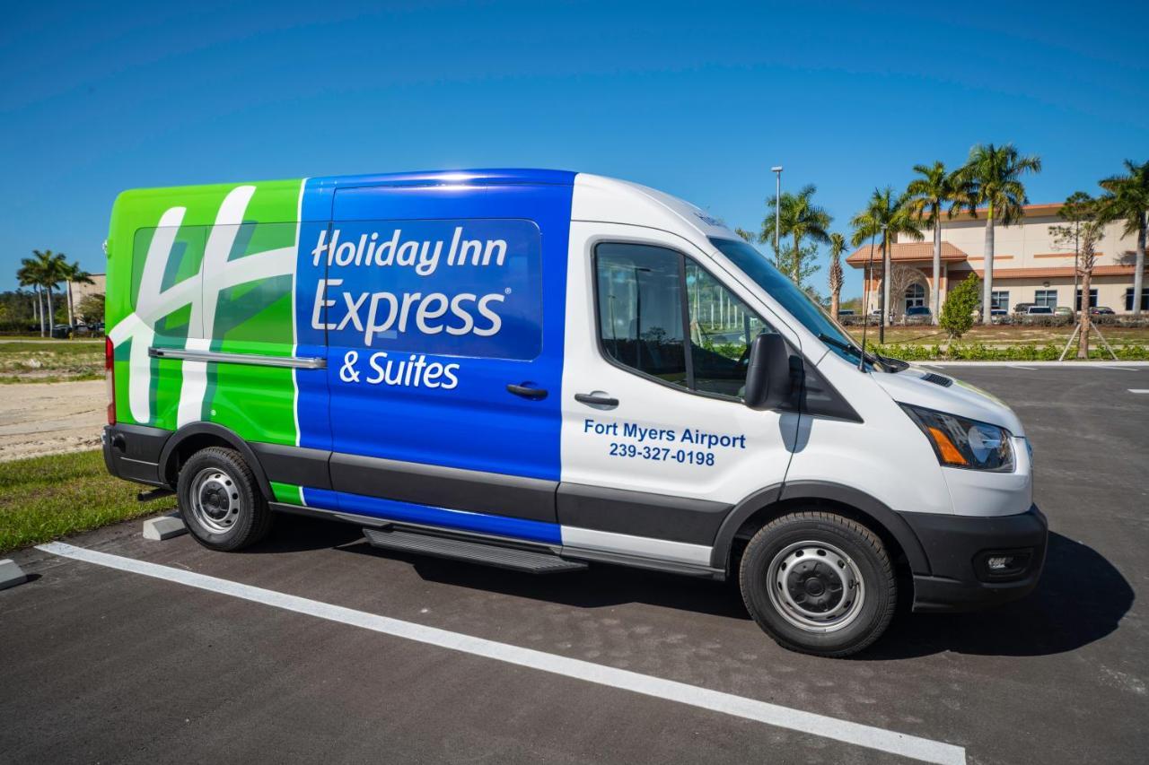 Holiday Express & - Airport By Ihg Hotel Fort Myers